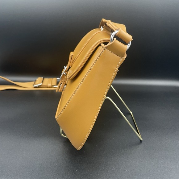 Tan Vegan Leather Boho Crossbody/Shoulder Bag-Purse 8.5"x5" NWOT Madison‎ West - Picture 5 of 16